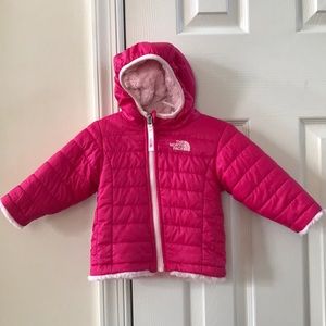 North Face Mossbud Swirl reversible puffer coat